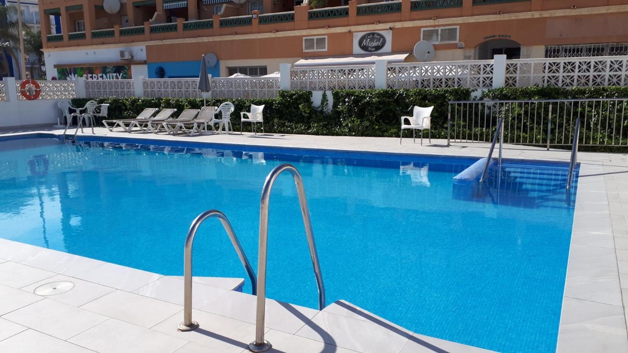 Apartamento A Pie De Playa. Nerja Ngoại thất bức ảnh